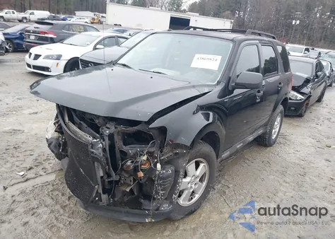 2010 Ford Escape Xlt z USA, uszkodzony, nr VIN 1FMCU0D72AKC81731